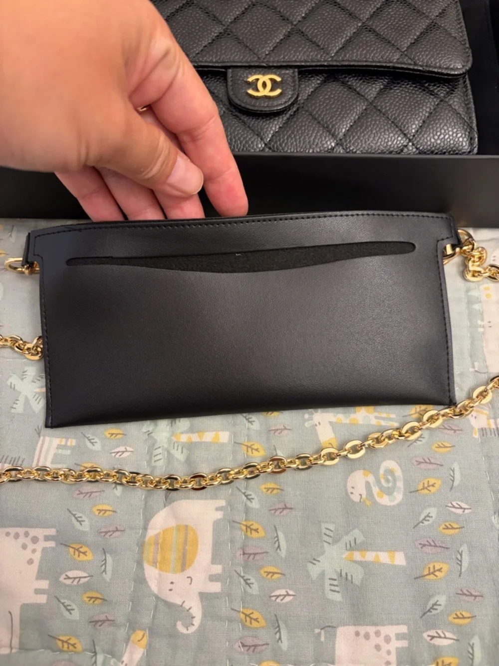 Chanel Caviar Wallet with Authenticity Card (PRICE FIRM)